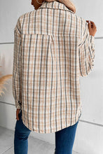 Load image into Gallery viewer, Pocketed Button Up Collared Neck Jacket