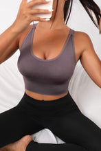Load image into Gallery viewer, Scoop Neck Long Active Bra