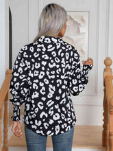 Load image into Gallery viewer, Printed Collared Neck Buttoned Lantern Sleeve Shirt