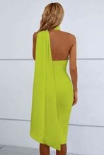 Load image into Gallery viewer, Cascading Detail Halter Neck Bodycon Dress
