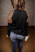 Load image into Gallery viewer, Contrast Sequin Animal Graphic Round Neck Top
