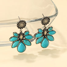 Load image into Gallery viewer, Artificial Turquoise Flower Earrings
